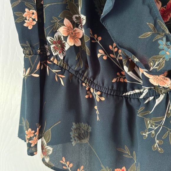 2/$25: Green/Blue Floral Sleeveless Wrap Top - Picture 7 of 7